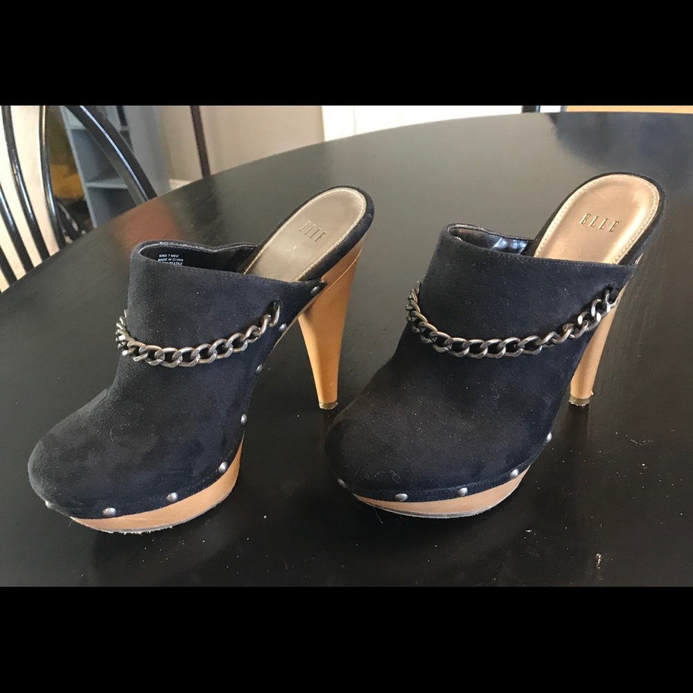 Shoe
